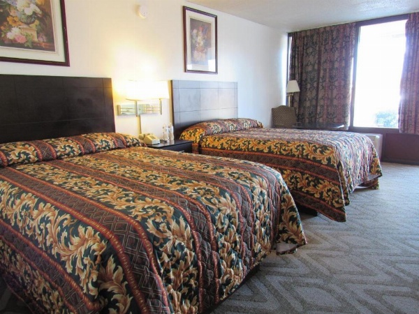 Tourway Inn image 14
