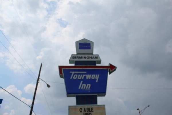 Tourway Inn image 19
