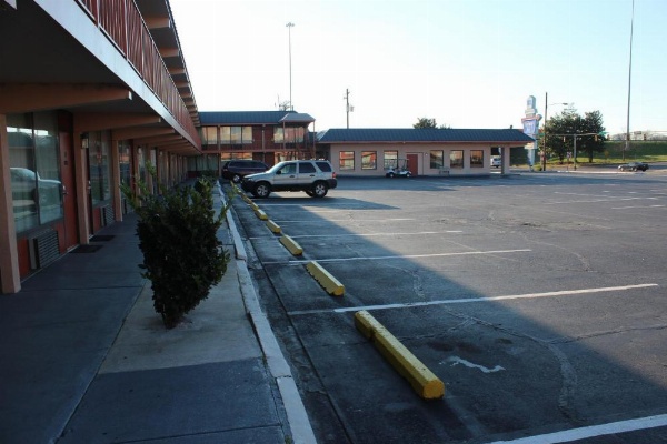 Tourway Inn image 26