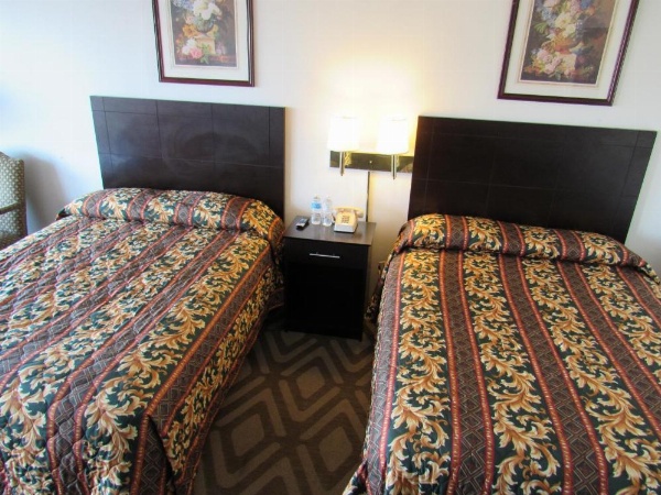 Tourway Inn image 5